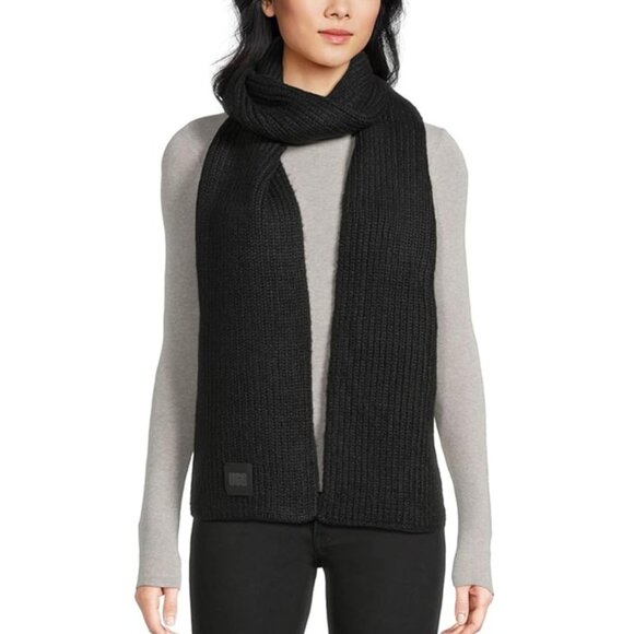 UGG Chunky Rib Scarf - Picture 1 of 3